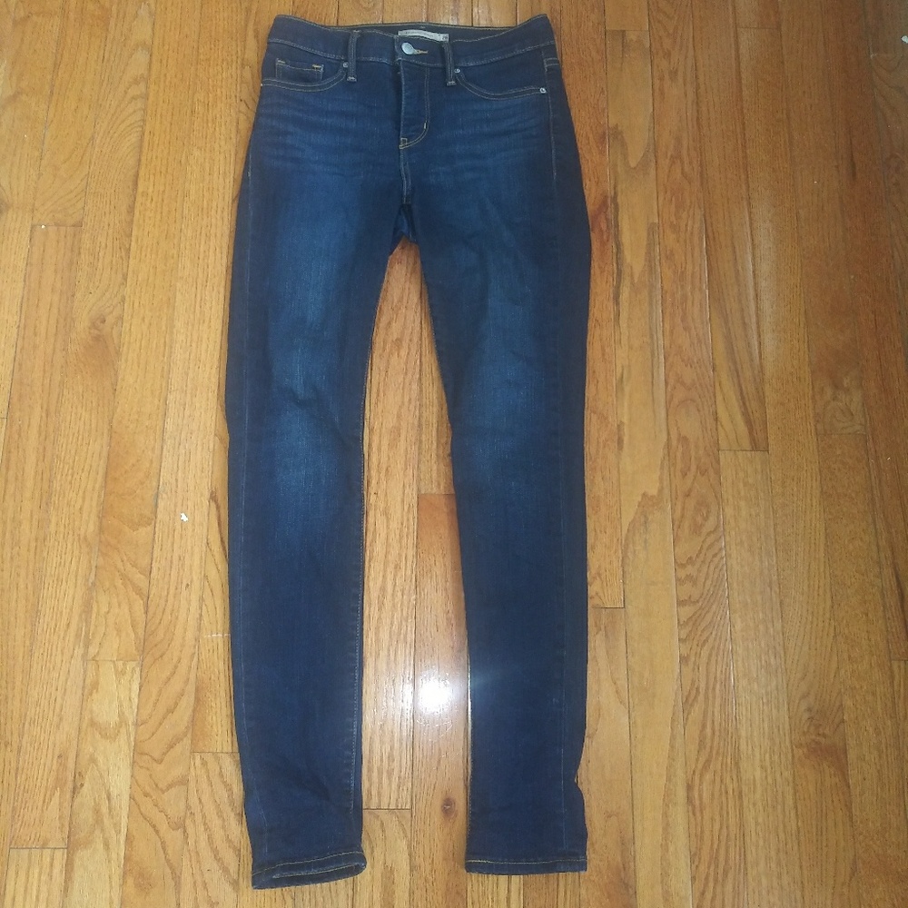 Levi's 311 Shaping Skinny